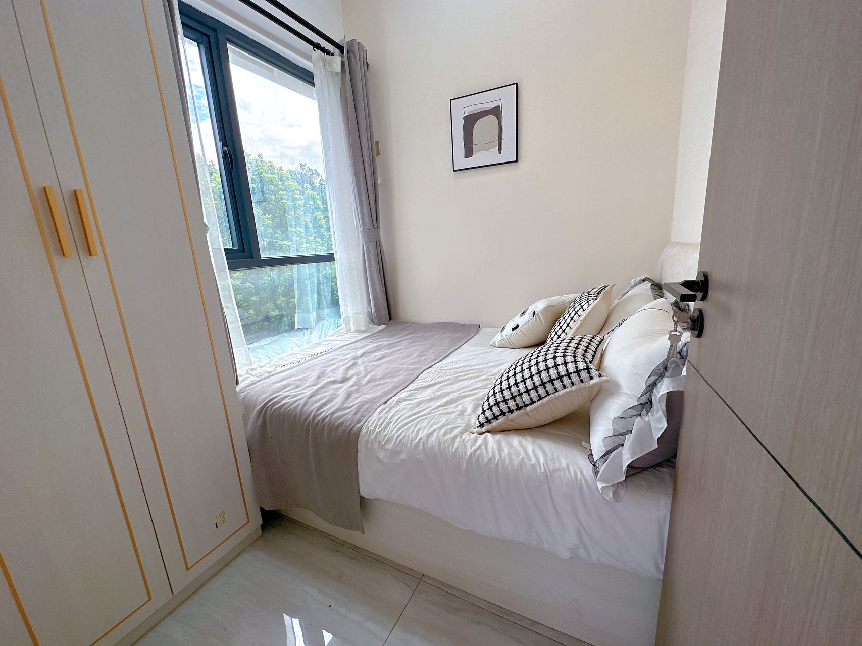 1745140512403001.jpg 02a52e7a604ff2284916aaf85ab13e94.jpg