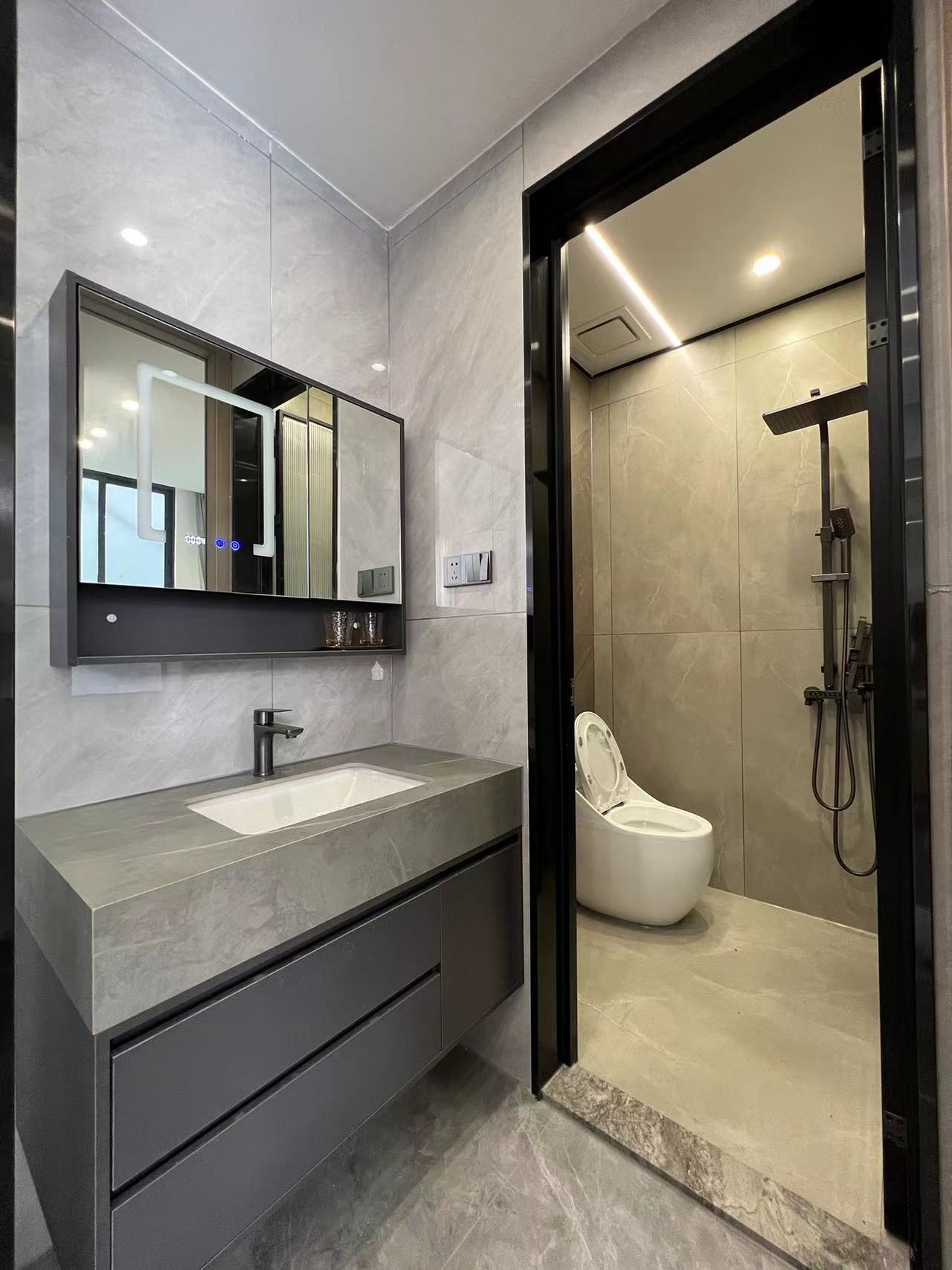 1745215151806897.jpg 0f92a2e0669b7348c98f86f6fa925790.jpg