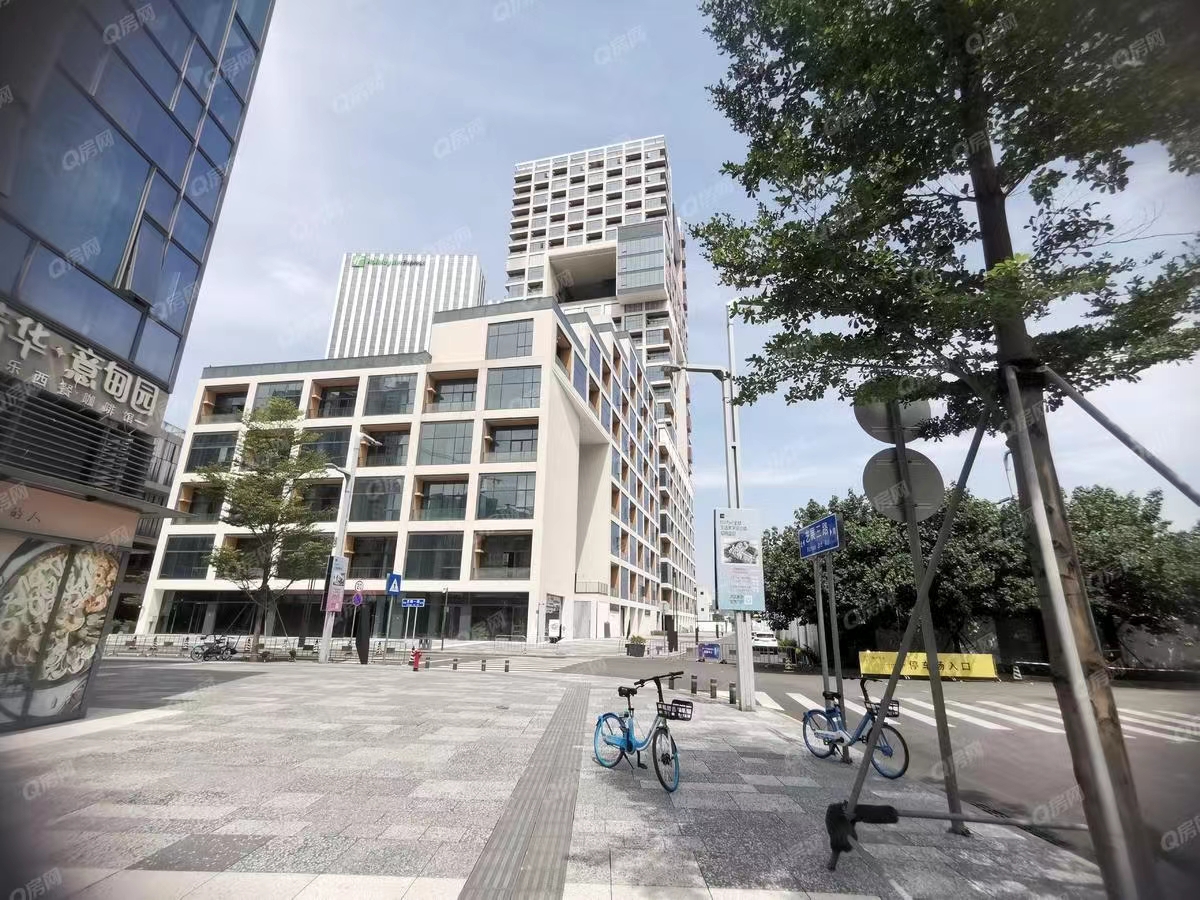 國際藝展中心設(shè)計SOHO-均價55元/平