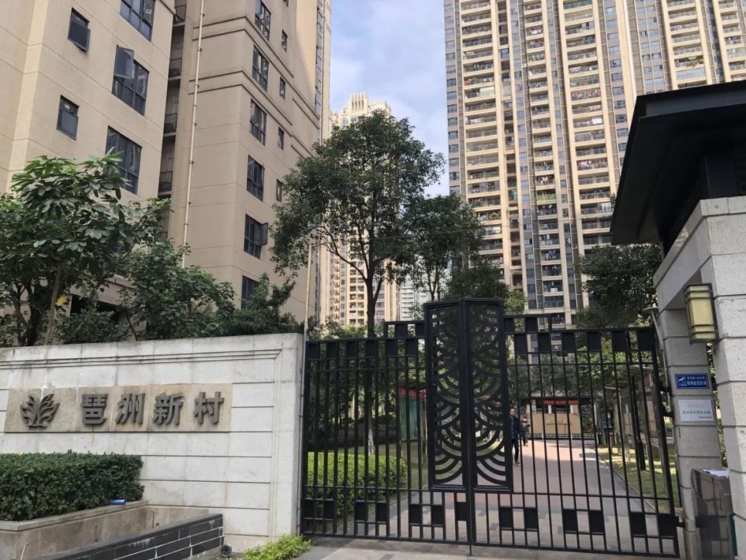 如果把稅費和地價補償價分攤到房價當中