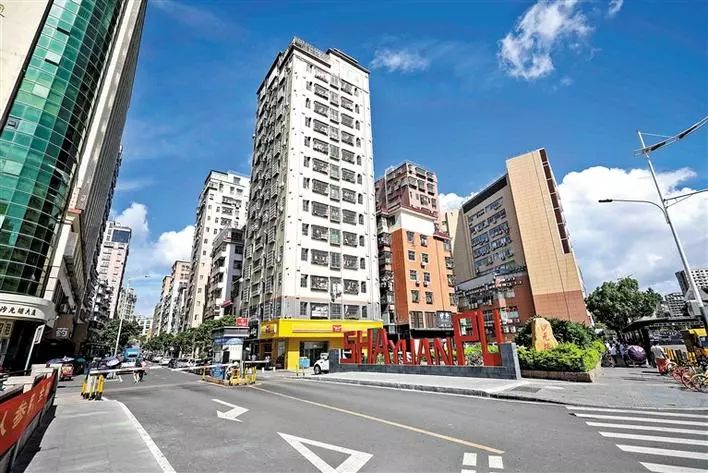 這些村委統建樓是村委招商引資的人才房