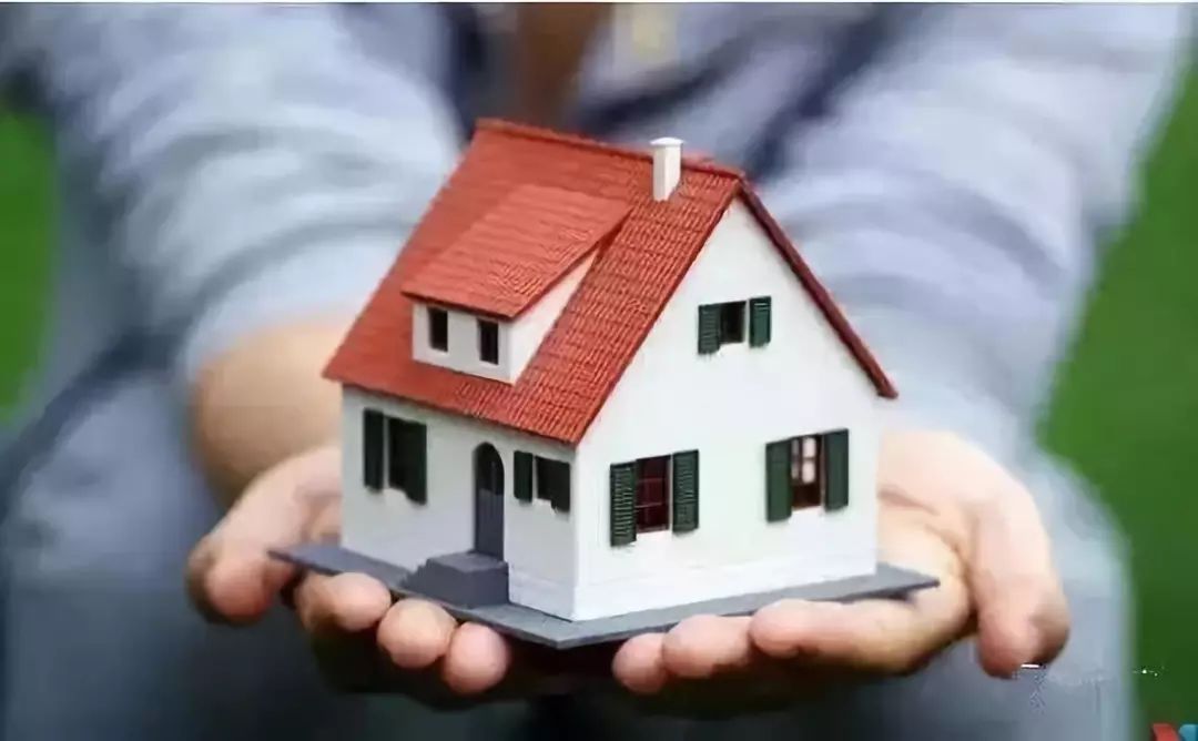 就說錢都投資定期理財(cái)拿不出來