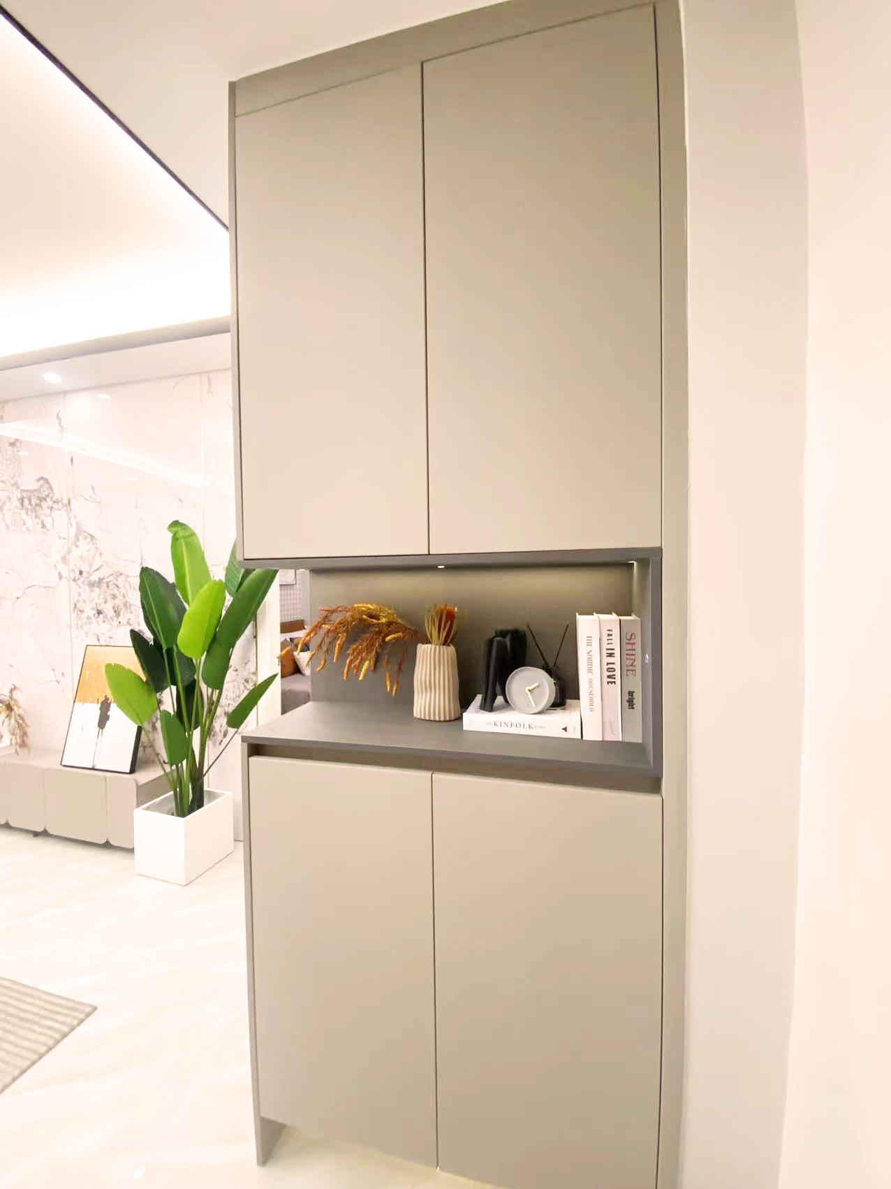 深圳石巖小產(chǎn)權(quán)房|創(chuàng)富雅苑 13.8萬(wàn)/套  應(yīng)人石地鐵600米